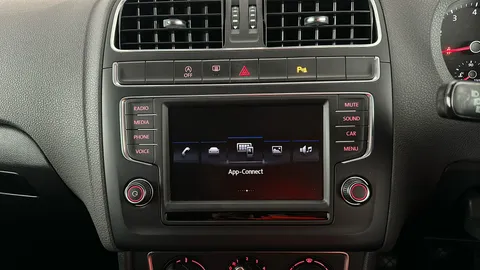 VOLKSWAGEN POLO 1.2 TSI Match Edition