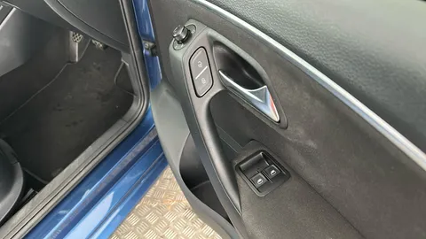VOLKSWAGEN POLO 1.2 TSI Match Edition