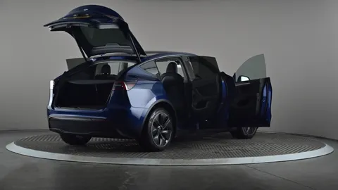 TESLA MODEL Y Long Range AWD Auto