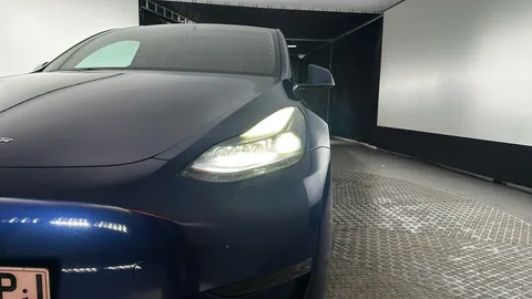 TESLA MODEL Y Long Range AWD Auto