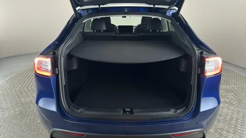 TESLA MODEL Y Long Range AWD Auto