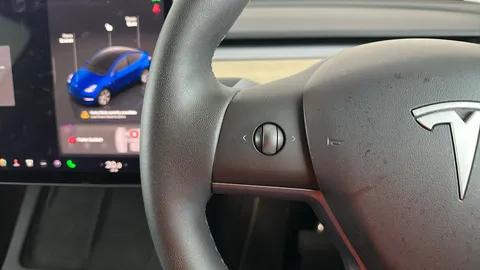 TESLA MODEL Y Long Range AWD Auto