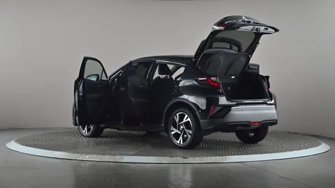 TOYOTA C-HR 1.8 Hybrid Design CVT