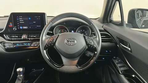 TOYOTA C-HR 1.8 Hybrid Design CVT