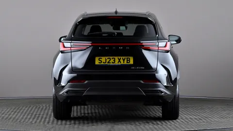 LEXUS NX 450h+ 2.5 E-CVT [Premium Pack]