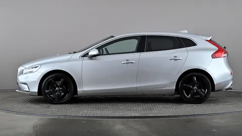 VOLVO V40 T3 [152] R DESIGN Edition