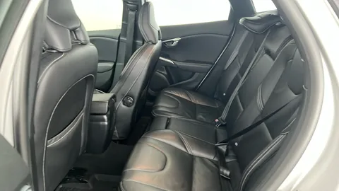 VOLVO V40 T3 [152] R DESIGN Edition
