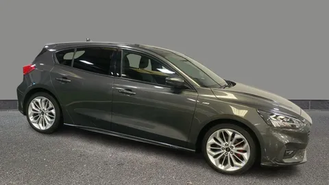 FORD FOCUS 1.0 EcoBoost Hybrid mHEV 155 ST-Line X Edition