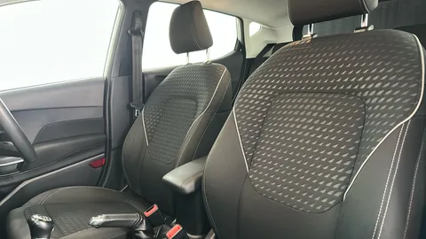 FORD FIESTA 1.0 EcoBoost Titanium