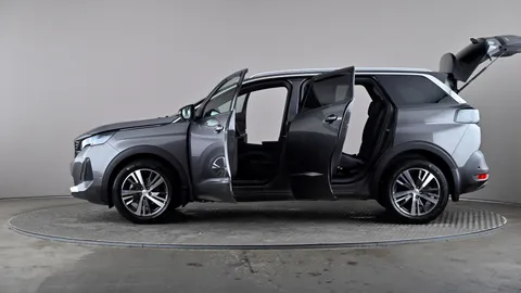 PEUGEOT 5008 1.2 PureTech Allure Premium+ EAT8