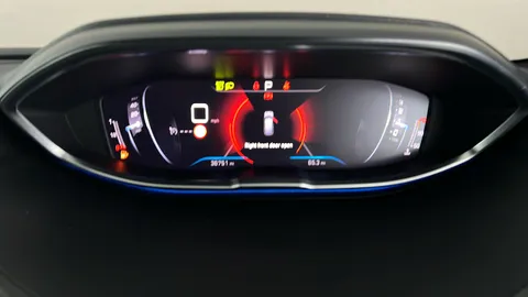 PEUGEOT 5008 1.2 PureTech Allure Premium+ EAT8