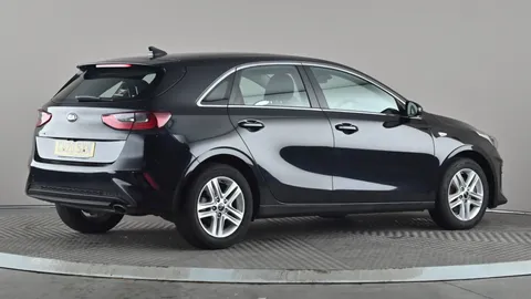KIA CEED 1.0T GDi ISG 2