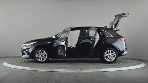 KIA CEED 1.0T GDi ISG 2