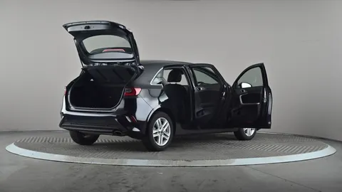 KIA CEED 1.0T GDi ISG 2