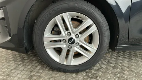 KIA CEED 1.0T GDi ISG 2