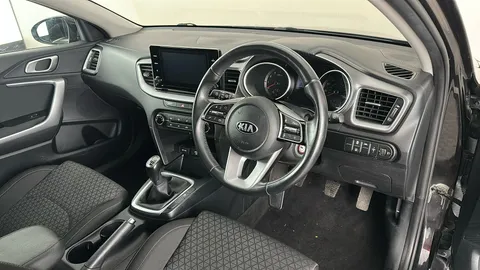 KIA CEED 1.0T GDi ISG 2