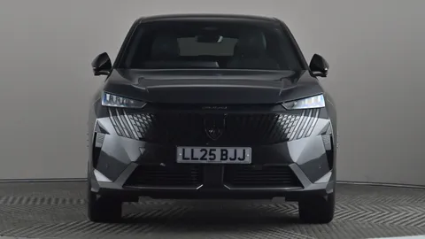 PEUGEOT 3008 1.2 Hybrid 136 GT e-DSC6