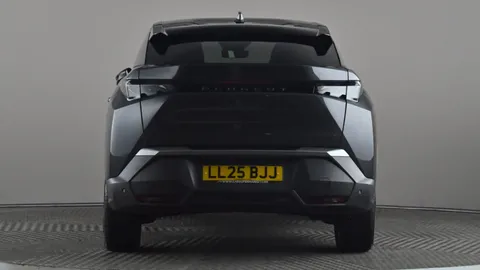 PEUGEOT 3008 1.2 Hybrid 136 GT e-DSC6