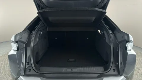 PEUGEOT 3008 1.2 Hybrid 136 GT e-DSC6