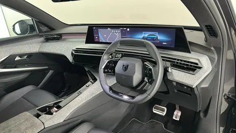 PEUGEOT 3008 1.2 Hybrid 136 GT e-DSC6