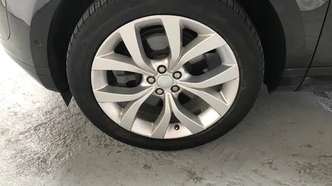 LAND ROVER RANGE ROVER EVOQUE 1.5 P300e SE Auto