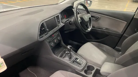 SEAT LEON 1.0 TSI SE Dynamic [EZ]