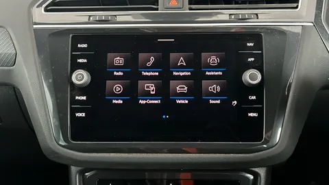 VOLKSWAGEN TIGUAN 2.0 TDI R-Line DSG