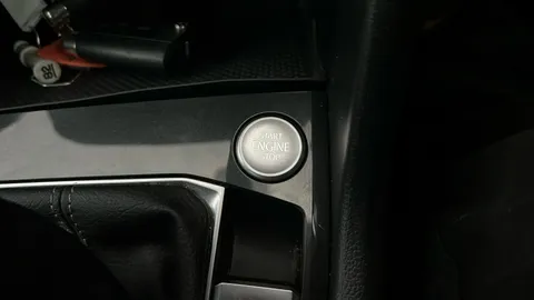 VOLKSWAGEN TIGUAN 2.0 TDI R-Line DSG
