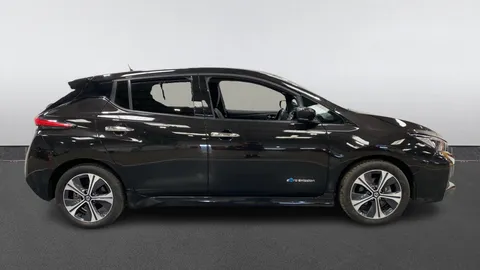 NISSAN LEAF 110kW Tekna 40kWh Auto