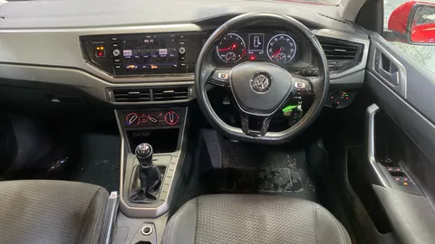 VOLKSWAGEN POLO 1.0 SE