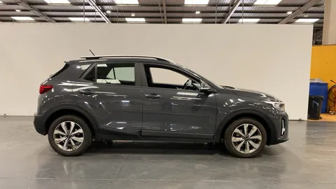 KIA STONIC 1.0T GDi 99 2