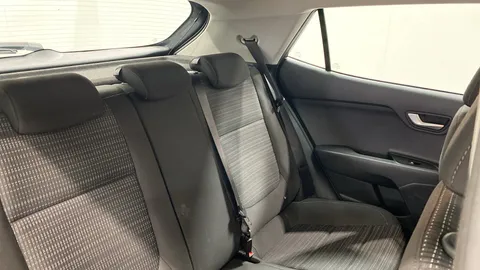 KIA STONIC 1.0T GDi 99 2