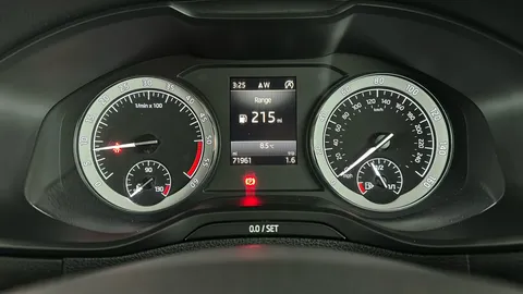 SKODA KAROQ 2.0 TDI SE L 4x4