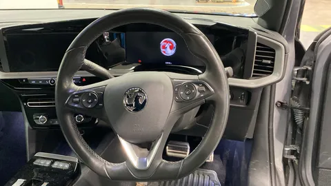 VAUXHALL MOKKA 100kW Ultimate 50kWh Auto