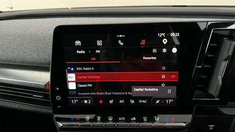 RENAULT MEGANE E-TECH EV60 160kW Techno 60kWh Optimum Charge Auto