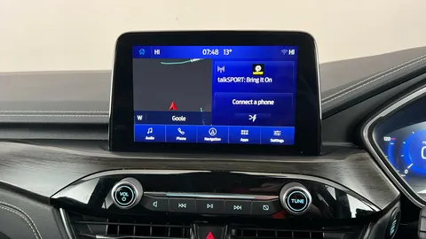 FORD KUGA 2.5 FHEV Vignale CVT