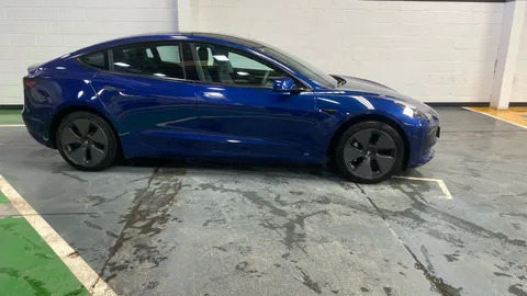TESLA MODEL 3 RWD Auto