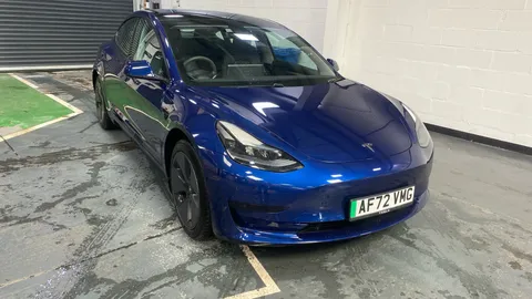 TESLA MODEL 3 RWD Auto