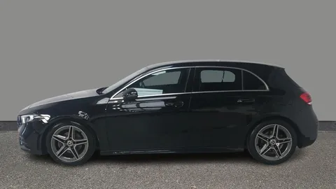 MERCEDES-BENZ A CLASS A180 AMG Line Executive
