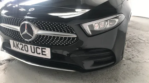 MERCEDES-BENZ A CLASS A180 AMG Line Executive
