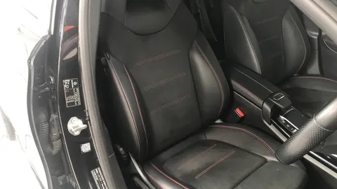 MERCEDES-BENZ A CLASS A180 AMG Line Executive