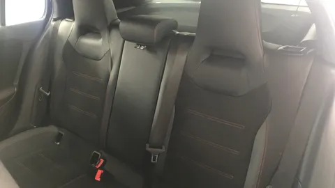 MERCEDES-BENZ A CLASS A180 AMG Line Executive
