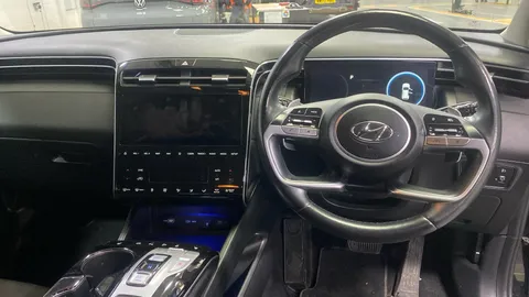 HYUNDAI TUCSON 1.6 TGDi Plug-in Hybrid Premium 4WD Auto