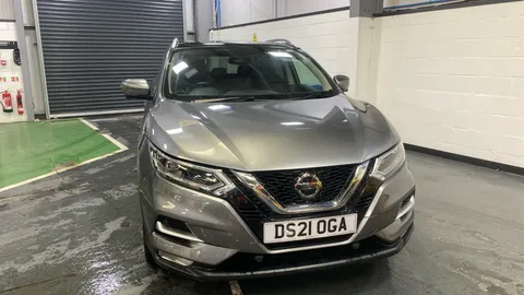 Nissan Qashqai 1.3 DiG-T N-Motion 5dr