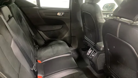 Volvo Xc40 2.0 B4P R DESIGN 5dr Auto