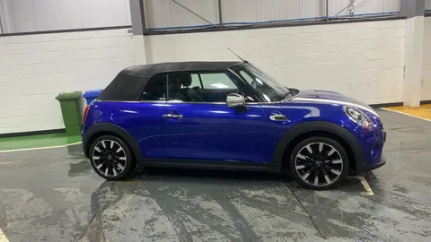 Mini Convertible 1.5 Cooper Exclusive II 2dr [Nav Pack]