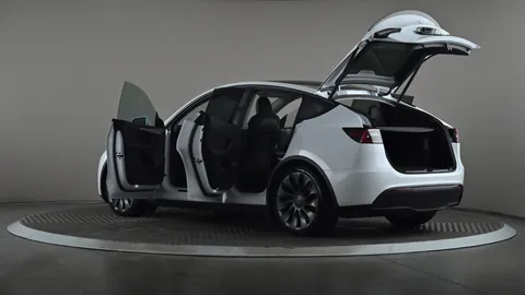 TESLA MODEL Y Performance AWD Auto
