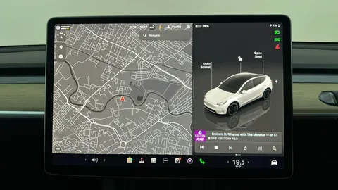 TESLA MODEL Y Performance AWD Auto