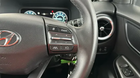 HYUNDAI KONA 1.0 TGDi 48V MHEV SE Connect