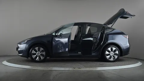TESLA MODEL Y Long Range AWD Auto